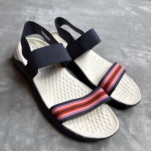 Crocs Women’s Size 9 Blue Multicolor Stripe Open Toe Ankle Strap Sandals